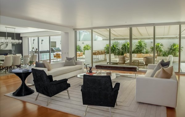 How Can You Design a Home That Seamlessly Blends Indoor and Outdoor Spaces?
